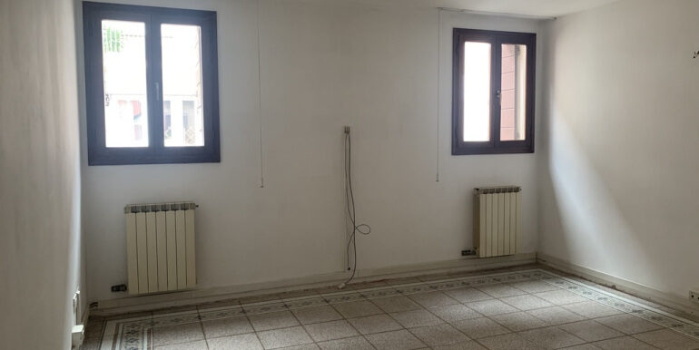 73EEBC45-AC3C-4E41-8AF0-18CF9B48C16E_1_105_c