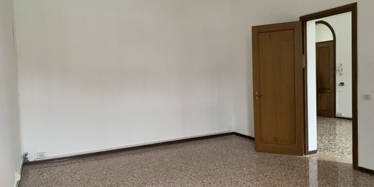 DFC410BA-19A2-4C27-8CBB-9D1E73823315_1_105_c